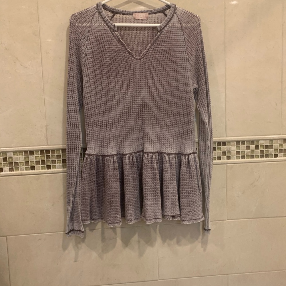 Waffle knit light top
